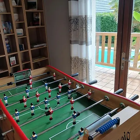 Dom wakacyjny Maison Familiale Avec Piscine Nay (Pyrenees-Atlantiques)