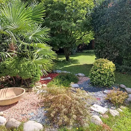 Maison Familiale Avec Piscine * Nay (Pyrenees-Atlantiques)